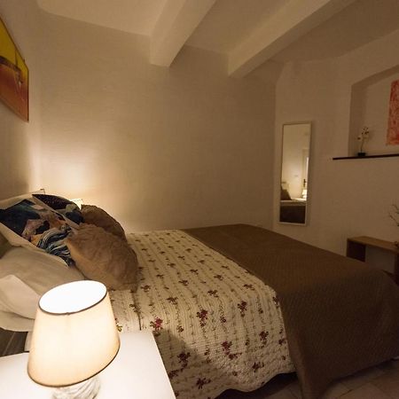 Casa Vacanze Basso Salerno Bagian luar foto